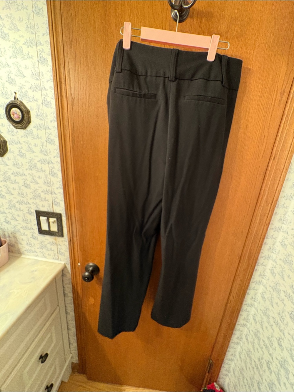 Maurice’s Black Women's Dress Polished Pants 11/12 Short Straight EUC juniors - Picture 3 of 4